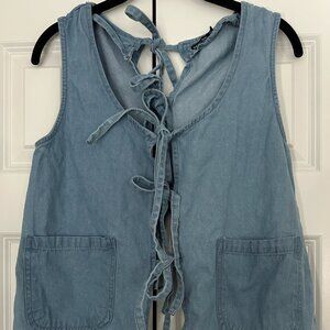 NASTY GAL Tie Closure Chambray Vest